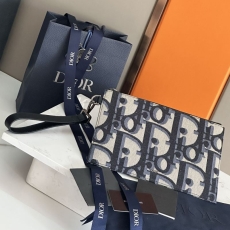 Christian Dior Clutch Bags